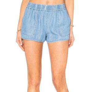 Soft Joie Chambray Shorts size L